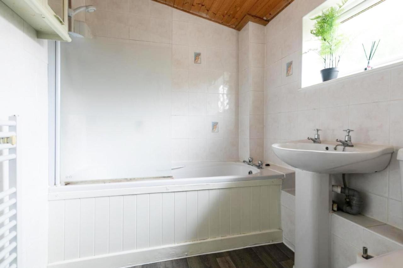 Emerald House Leisure & Contractors Peterborough Eksteriør bilde